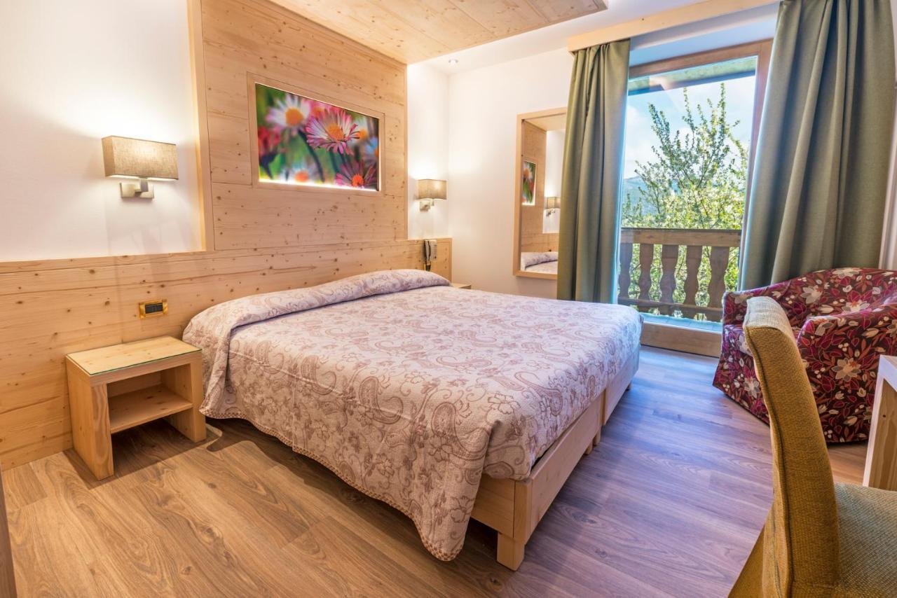 Hotel Bel Soggiorno มาลอสโก ภายนอก รูปภาพ