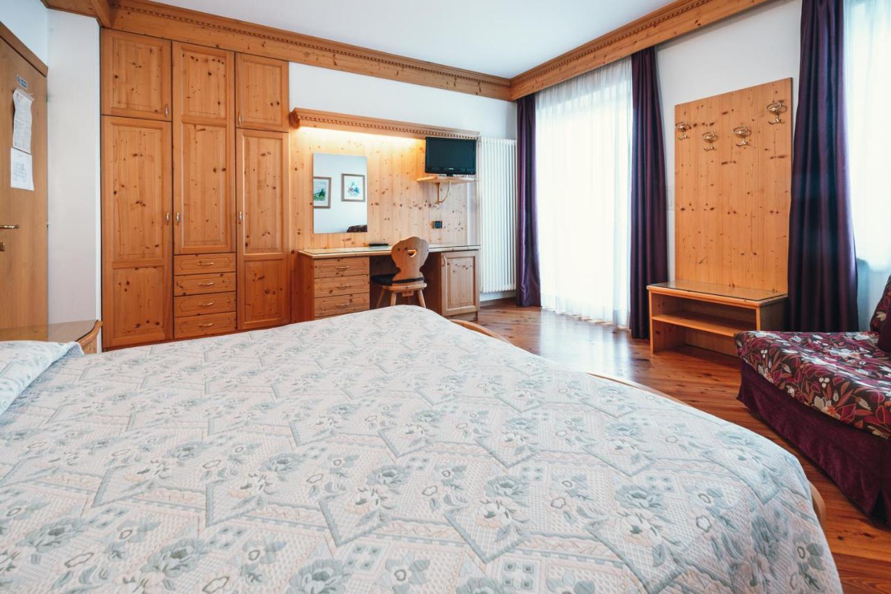 Hotel Bel Soggiorno มาลอสโก ภายนอก รูปภาพ