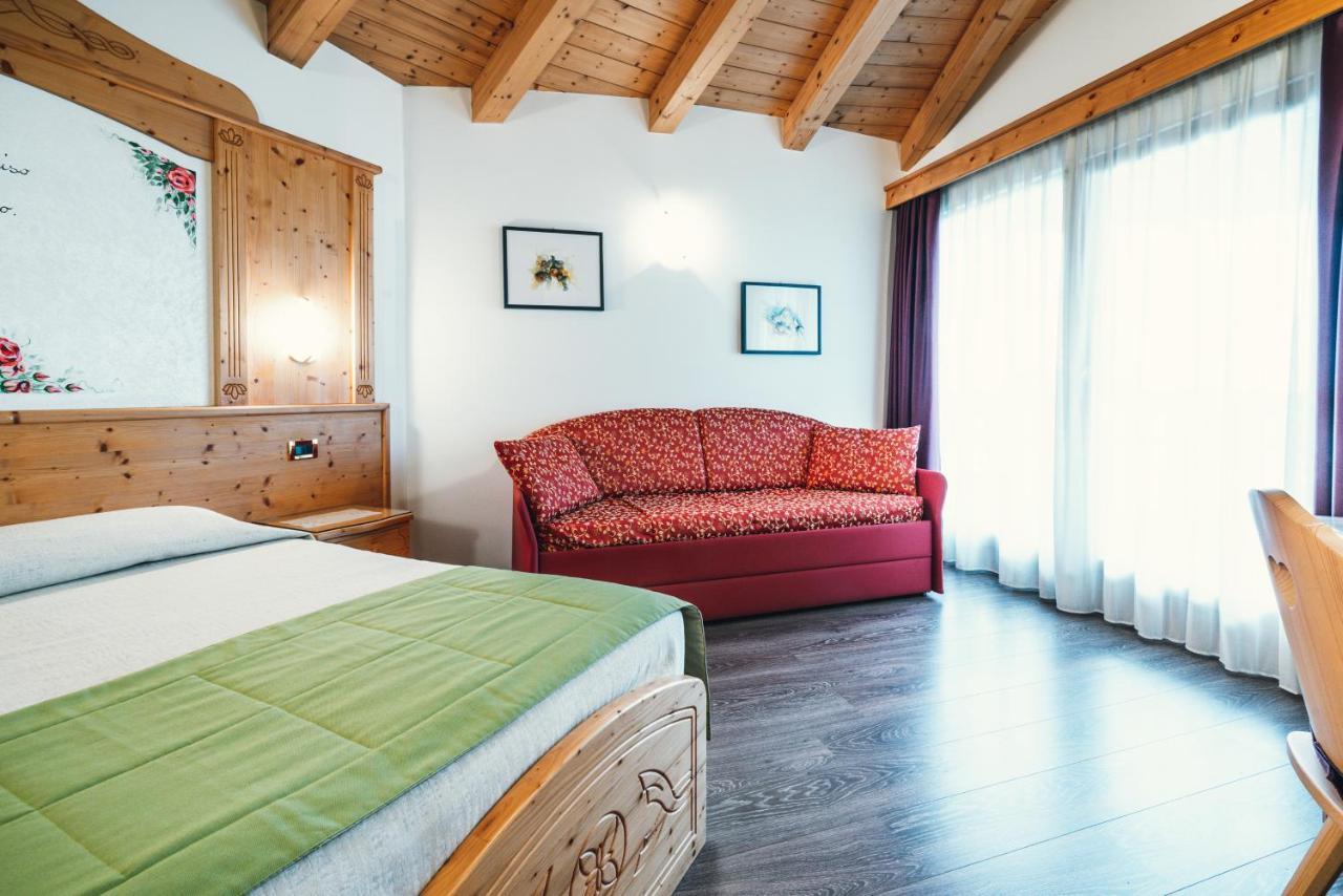 Hotel Bel Soggiorno มาลอสโก ภายนอก รูปภาพ