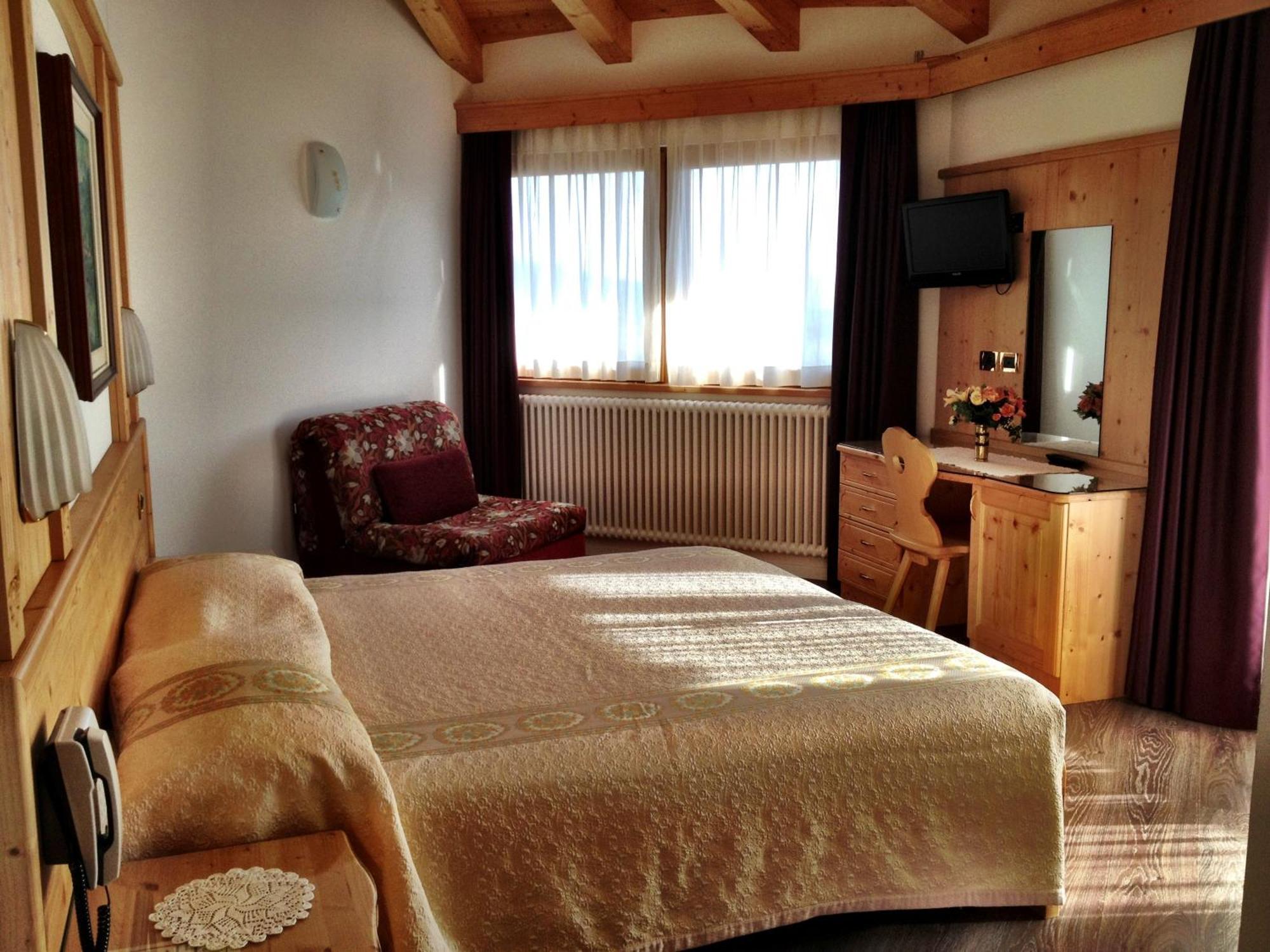 Hotel Bel Soggiorno มาลอสโก ภายนอก รูปภาพ