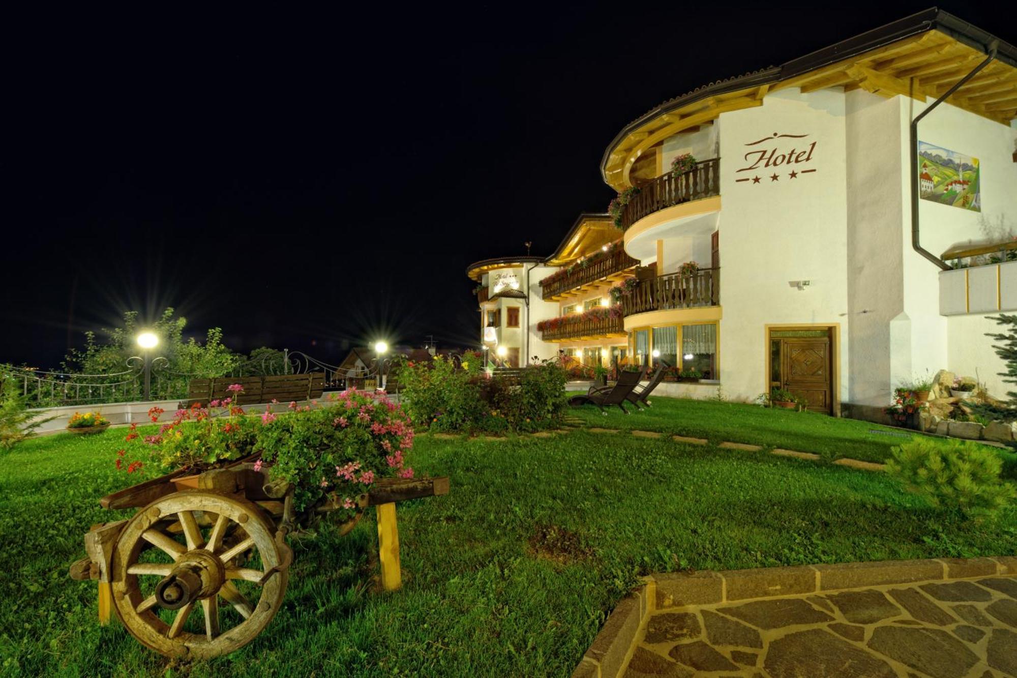 Hotel Bel Soggiorno มาลอสโก ภายนอก รูปภาพ
